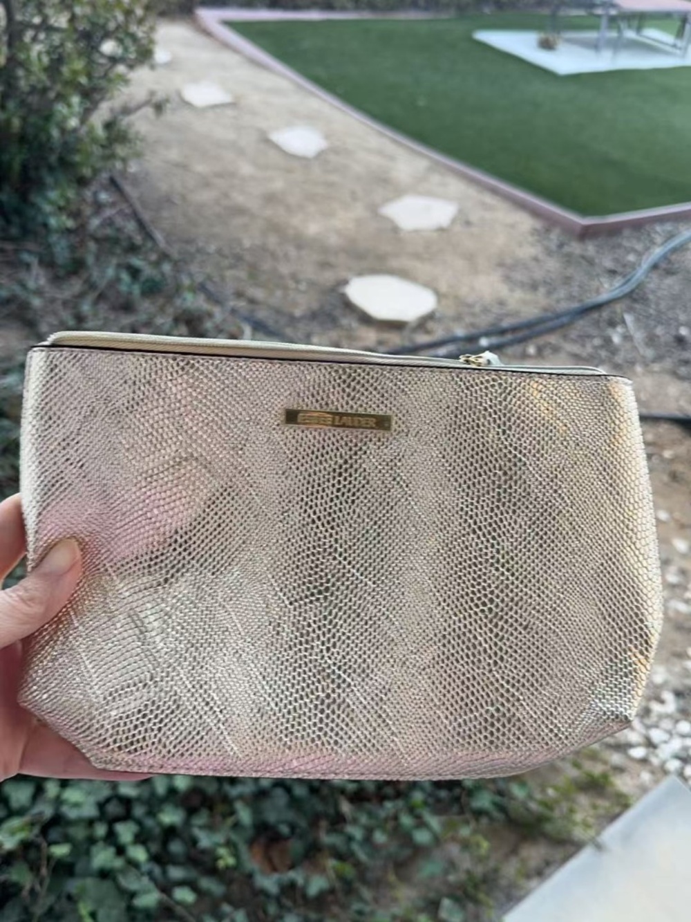 Estée Lauder cosmetic/makeup bag Metallic golden 10*7